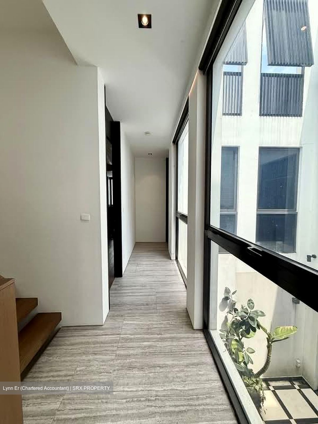 Tampines Road (D19), Semi-Detached #584915931